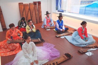 Play Gayageum in Hanbok Cultural Experience in Bukchon