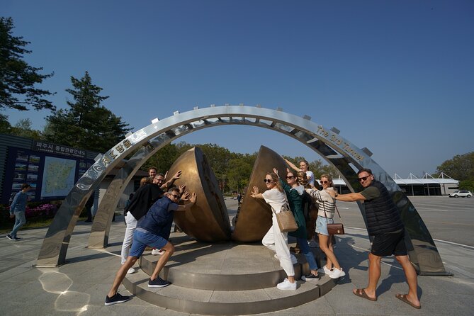 Premium Private DMZ Tour & (Suspension Bridge or N-Tower) include lunch - The guide can make or break the long drive