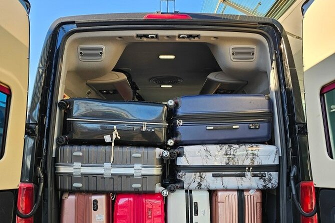 Private Airport Transfer From Incheon Airport To Seoul(up to 12) - Landing at Incheon Airport and finding your driver