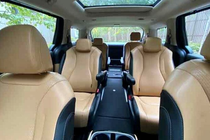 Private Airport Transfer : Gimpo airport to/from Seoul (1~7pax) - A private arrival from Gimpo Airport