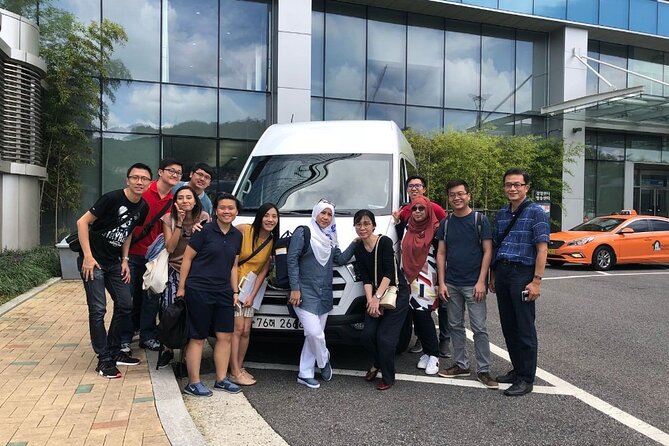 Private Airport Transfer: Incheon Airport to Seoul City 1-12 pax - Drivers who keep the arrival simple