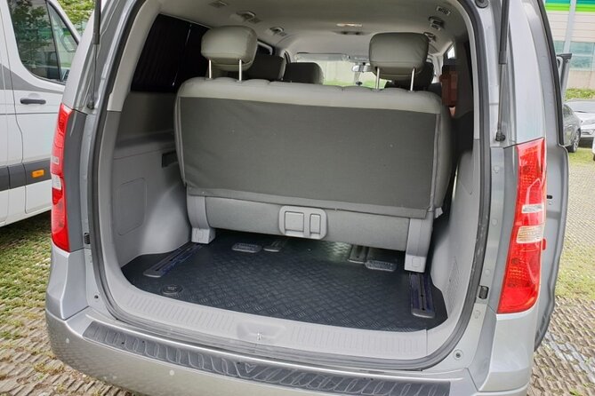 Private Airport Transfer: Incheon Airport to Seoul City (1-5 pax) - The ride into Seoul takes one to two hours