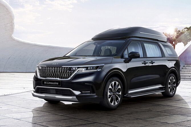 Private Arrival Transfer: Incheon International Airport to Hotel - Meeting your driver at Incheon Airport