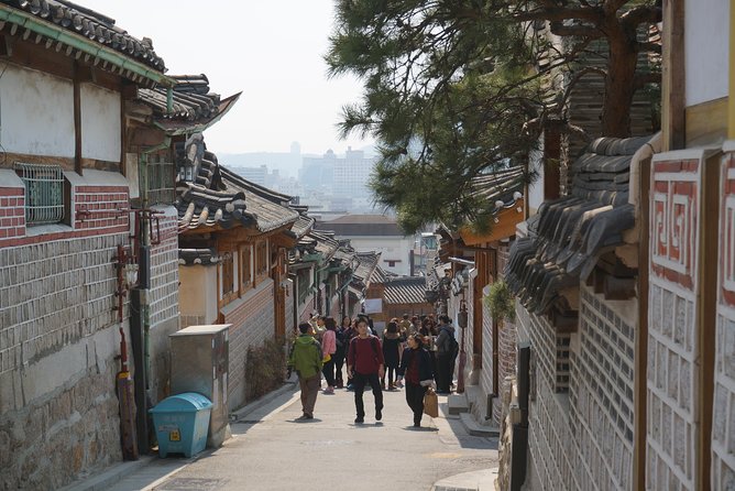 Private English Speaking Driver in Seoul: Airport Service Available - What an eight-hour itinerary can look like