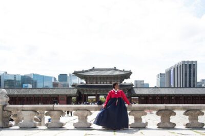 Private Palace Photo Shoot in Seoul with a Photographer