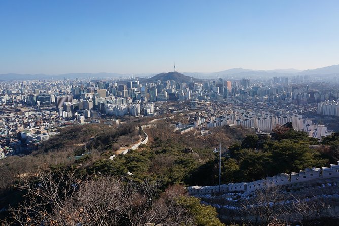 Private Seoul Wall Trekking [Inwangsan, Bugaksan, Naksan Park, N-Seoul Tower] - Four sides of Seoul in one long day