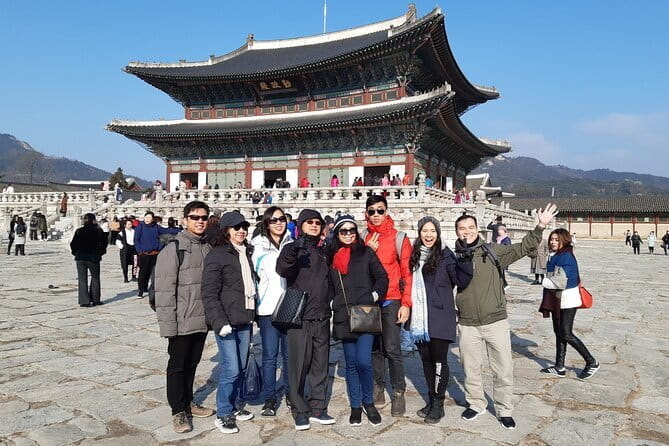 Seoraksan and Cherry Blossom Lake 1 day trip from Seoul - What the $67 price covers