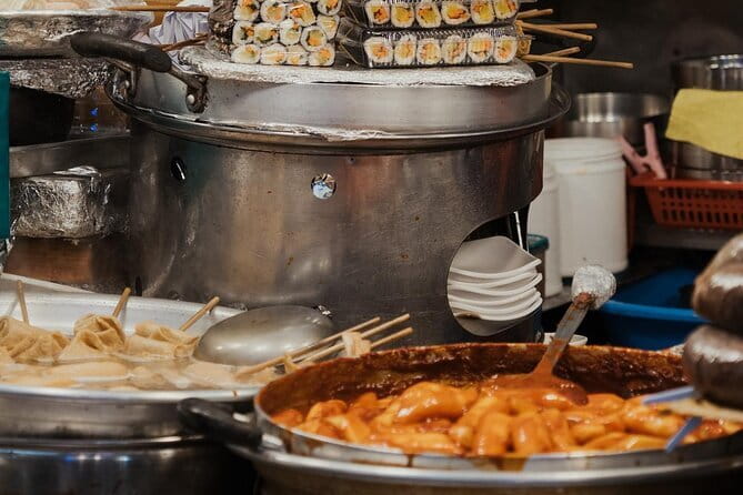 Seoul City Night View and Foodie Walking Tour - Why this Seoul night route works