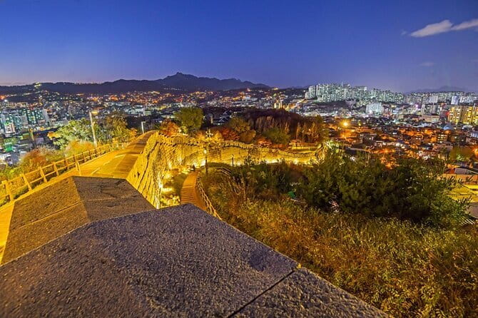 Seoul City Night View and Foodie Walking Tour - Cheonggyecheon Stream: a calmer middle chapter