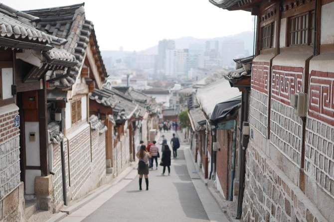 Seoul City Private Full-Day Tour Including Lunch - Namsan Mountain and N Seoul Tower views