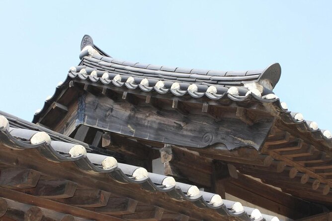 Seoul City Sightseeing Tour Including Gyeongbokgung Palace, N Seoul Tower, and Namsangol Hanok Village - A useful first day in Seoul