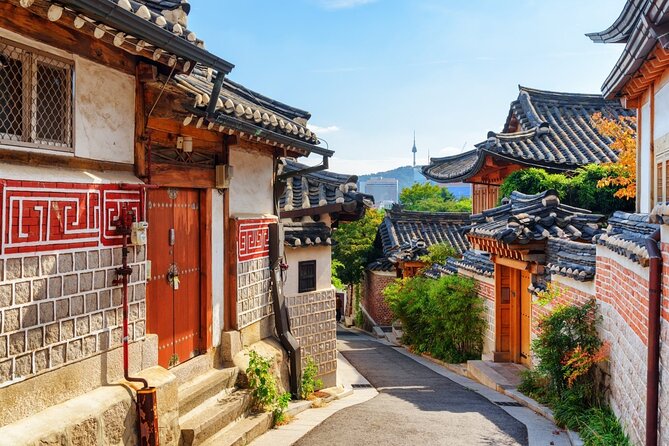 Seoul City Walking Private Tour (3hours) - The guide can make the difference