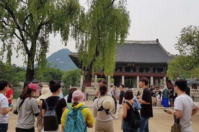 Seoul City Walking Private Tour (3hours) - Timing, group size, and what the price covers