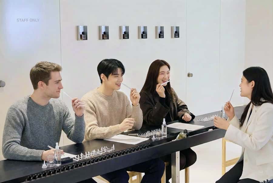 Seoul: Create Your Own Natural Perfume with a Perfumer - Testing 30 Essential Oils and Absolutes