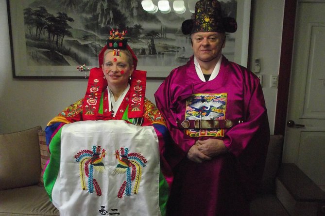 Seoul Cultural Tour - Kimchi Making, Gyeongbok palace with Hanbok - Starting with hanbok and palace photographs