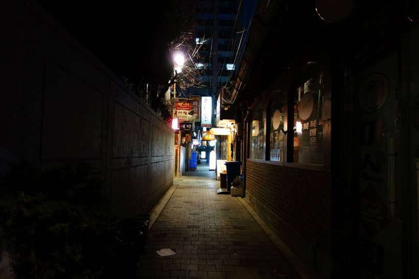 Seoul: Dark Side of the City and Ghost Stories Walking Tour - Colonial-era stories around the palace district