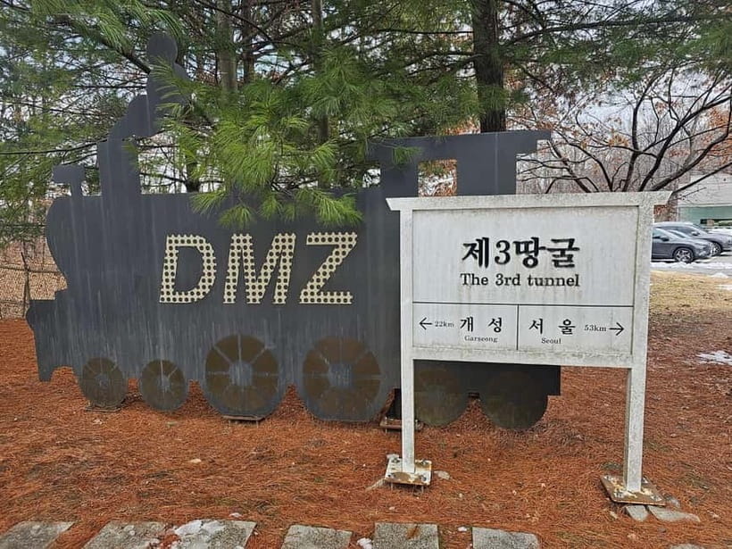 Seoul: DMZ, 3rd Tunnel, Odusan or Suspension Private Tour - Why the DMZ changes the way you see Korea