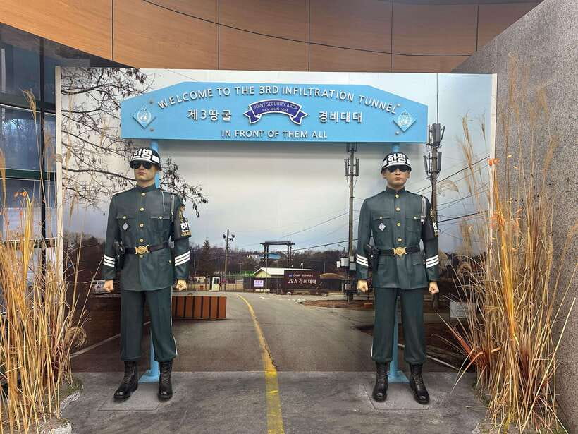 Seoul: DMZ, 3rd Tunnel, Odusan or Suspension Private Tour - Who should book this private DMZ tour?