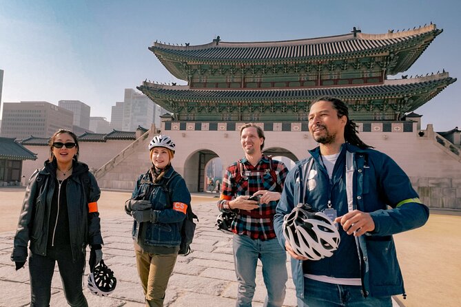 Seoul E-bike Tour - Seochon reveals older Seoul in a quieter way