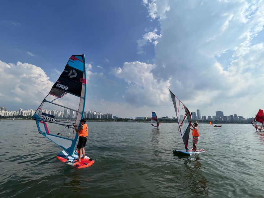 Seoul : Efoil Experience in Han River - Language, timing, and booking flexibility