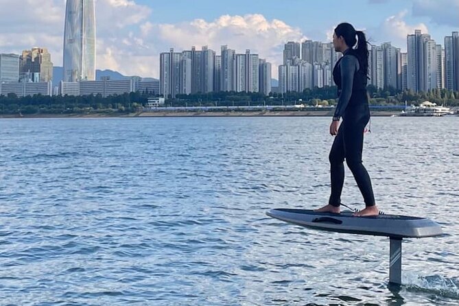 Seoul : Efoil & Windsurf Experiences in Han River - Photos, videos, and the Seoul skyline