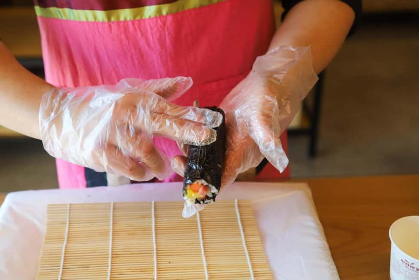 Seoul: Eobi+Nami+Hanbok(+RailBike or Strawberry Options)Tour - Hanbok, Kimbap, and a hands-on finish
