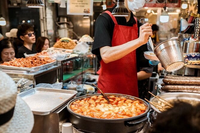 Seoul Food: Banchan, Bibimbap, and Beyond - Bukchon Hanok Village in half an hour