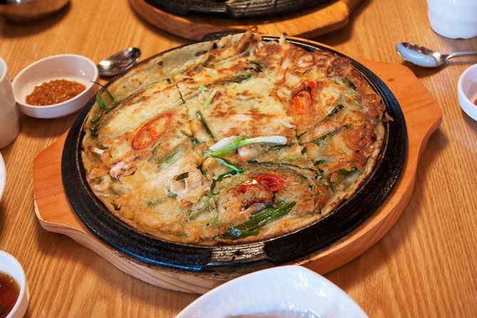 Seoul: Fully Customizable Private Tour - Markets, temples, and everyday Seoul