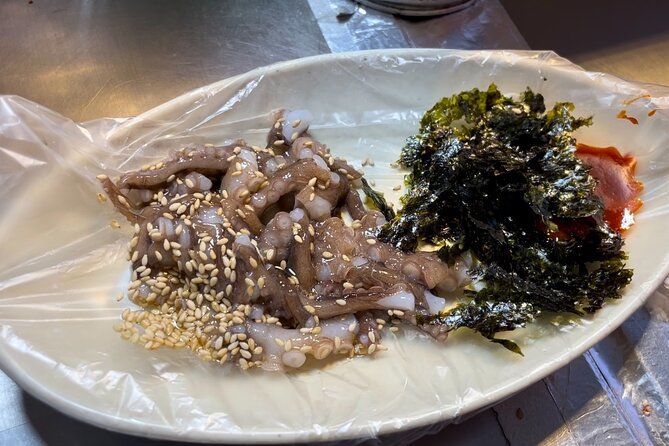 Seoul Fun Food Tour: 12 different food tastings - Cheonggyecheon Stream: a short change of pace
