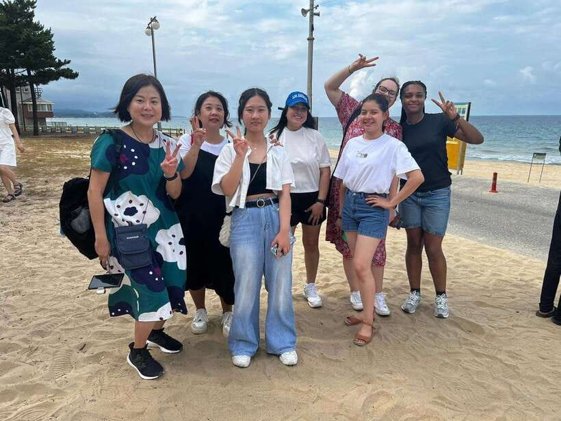 Seoul: Gangneung BTS K-Pop & K-Drama Filming Locations Tour - Jumunjin Beach connects directly to Goblin
