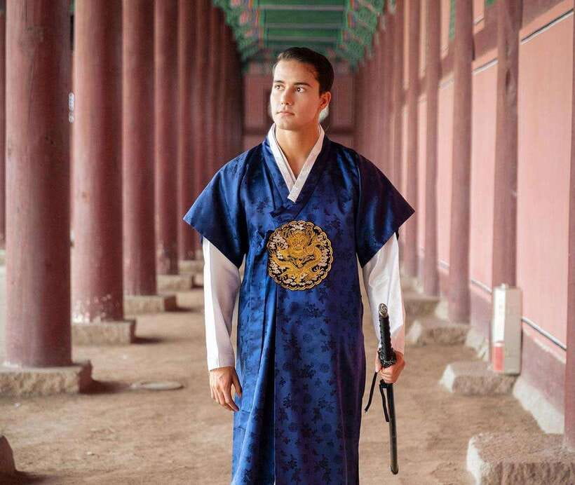 Seoul: Hanbok Rental with Gyeongbokgung Palace Entry - Who will enjoy this most