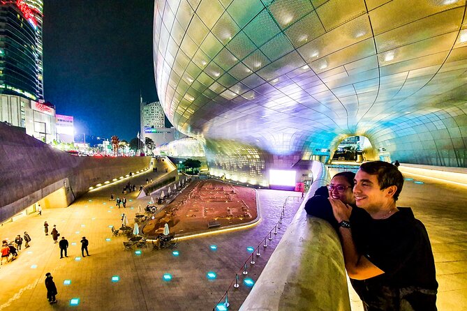 Seoul Highlights & Hidden Gems Tours by Locals: Private + Custom - Cheonggyecheon Stream, Seoul’s calm center