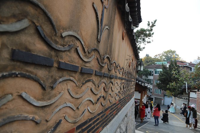 Seoul Layover Private Tour from Incheon Airport - Jogyesa Temple in the middle of the city