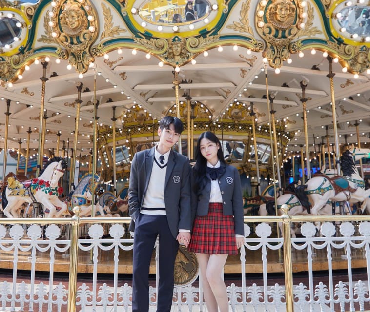 Seoul: Lotte World 1 Day Pass & Korean School Uniform Rental - Key points to know before you book