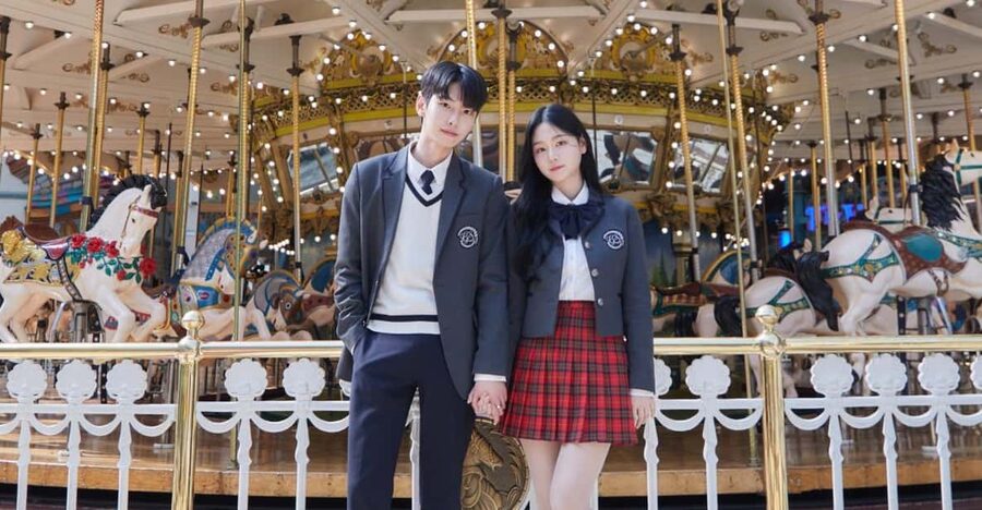 Seoul: Lotte World 1 Day Pass & Korean School Uniform Rental - Is the $81 package good value?