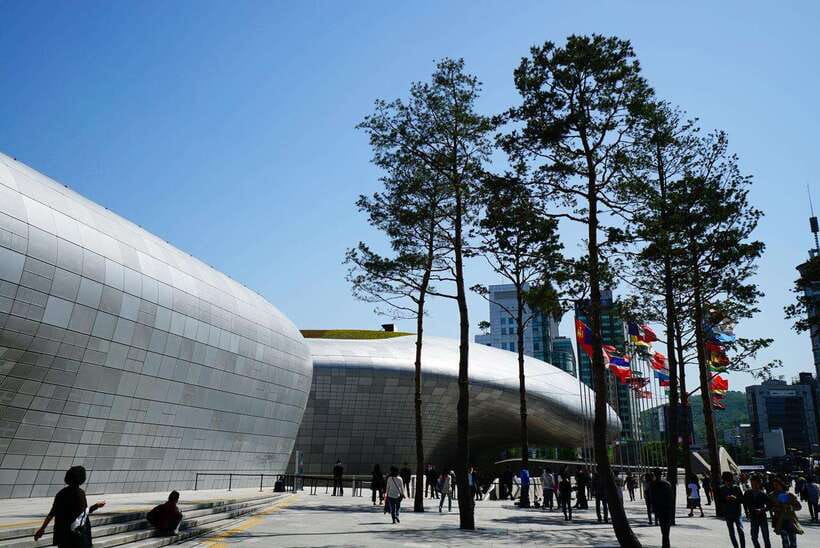 Seoul: Max Out Must Visit City Highlights Panoramic Day Tour - Sevit Island ends the route beside the Han River