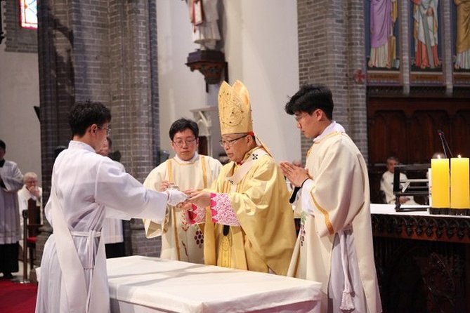 Seoul Myeongdong Catholic Church Historic Private Walking Tour - Why Myeongdong Cathedral is worth an hour
