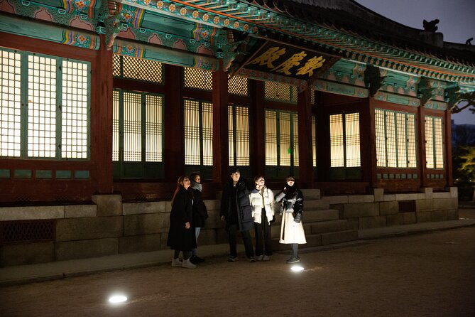 Seoul Night Palace & Market Food Tour with Vehicle - What to bring and how to prepare