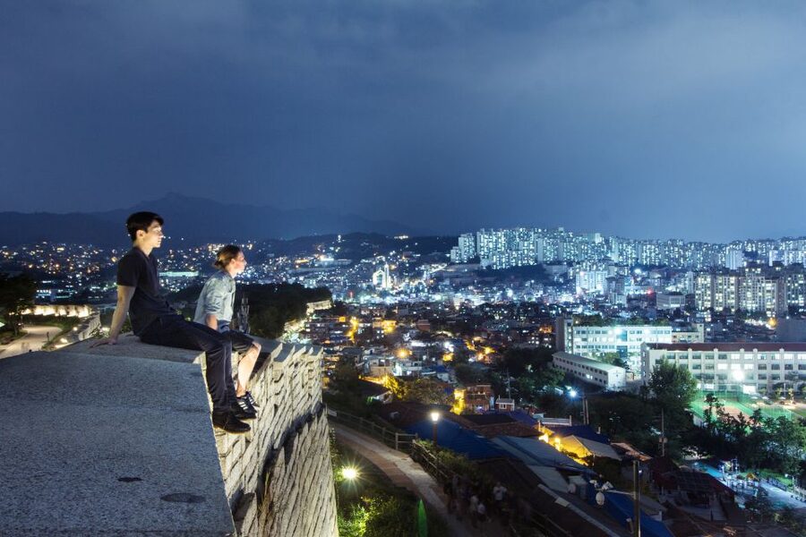 Seoul: Nighttime Hidden Gems Walking Tour - The walking conditions you should take seriously