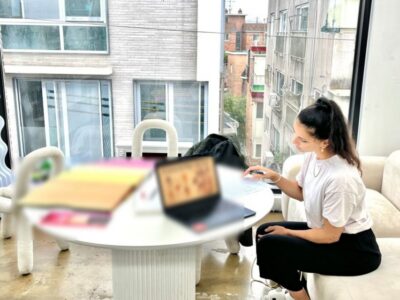 Personal Color, Fashion, and Make-up Analysis Session