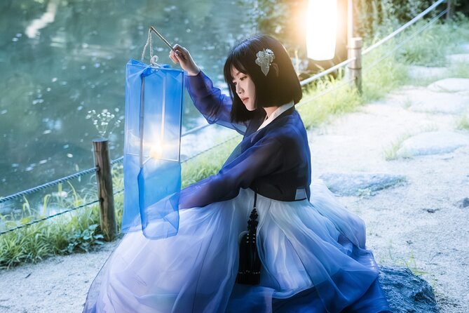 Seoul Premium Hanbok Rental at Arihanbok Photoshoot Included - Weather and the no-refund rule