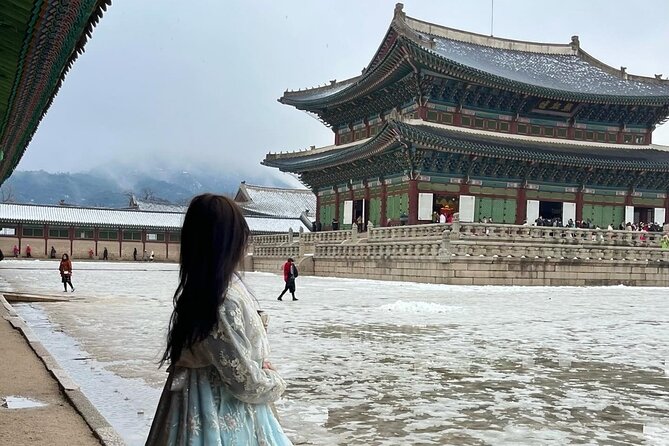 Seoul Private RV tour, explore real Korea from Past to Future - Gyeongbokgung Palace: two hours with Joseon Korea