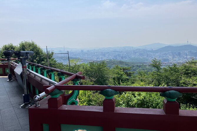 Seoul Private Tour Gyeongbok Palace Bukchon and Gwangjang Market - Ending at Gwangjang Market