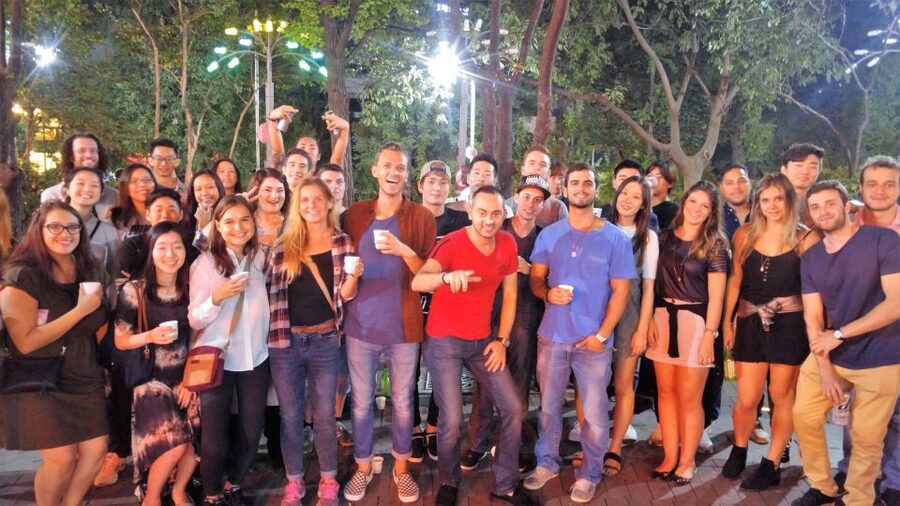 Seoul: Pub Crawl - Hongdae or Itaewon: choosing your Seoul night