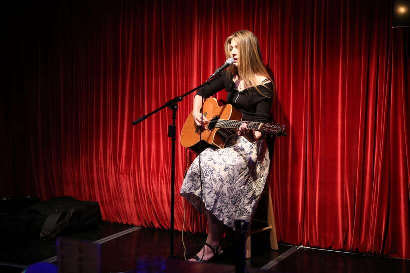 Seoul’s Stars: Open Mic with Local & International Talent - Should You Book Seoul’s Stars?