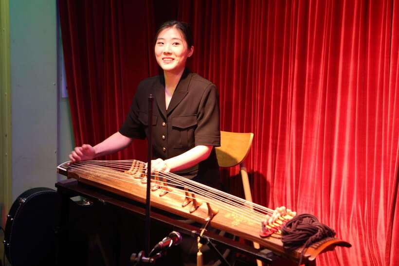 Seoul’s Stars: Open Mic with Local & International Talent - Starting on Gyeongnidan-gil Street