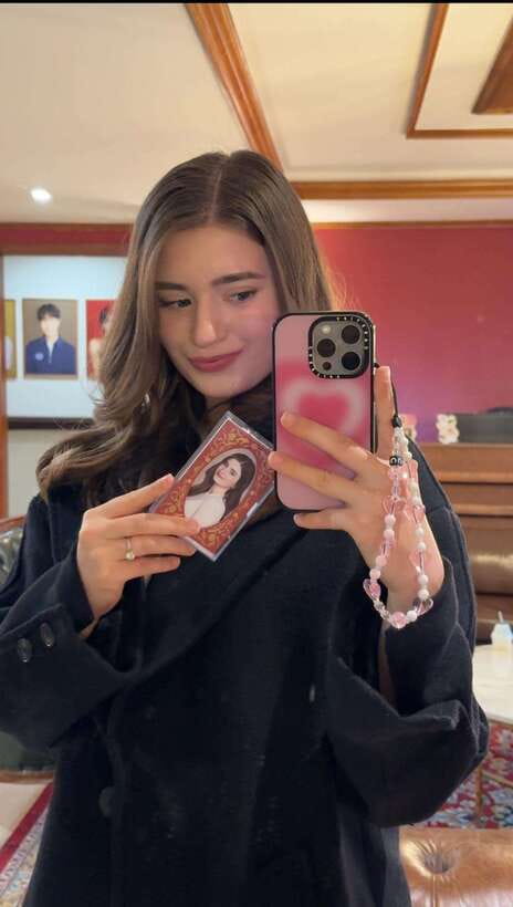 Seoul: Sihyunhada Photo, Personal Color, Makeup&Hair TOUR - A Seoul beauty day built around your face