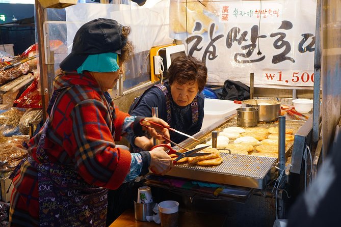 Seoul Street Food Market Tour - Food restrictions and who should book