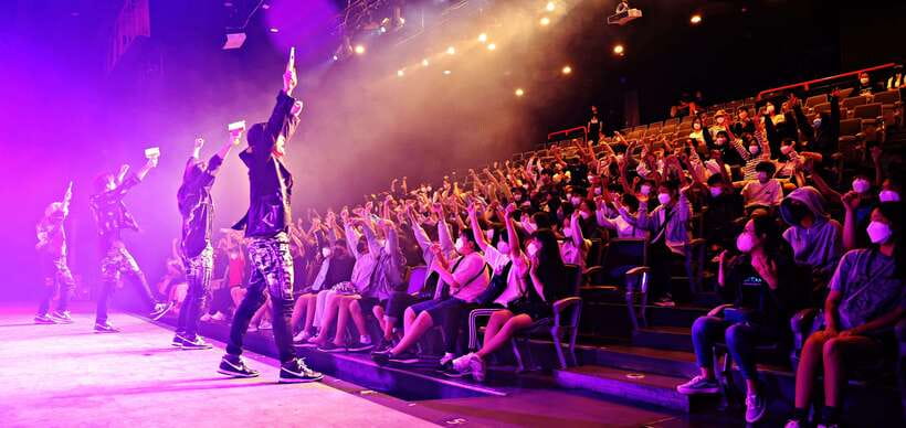 Seoul: The Painters Live Art K-pop Dance Show Ticket - Is $24 good value?