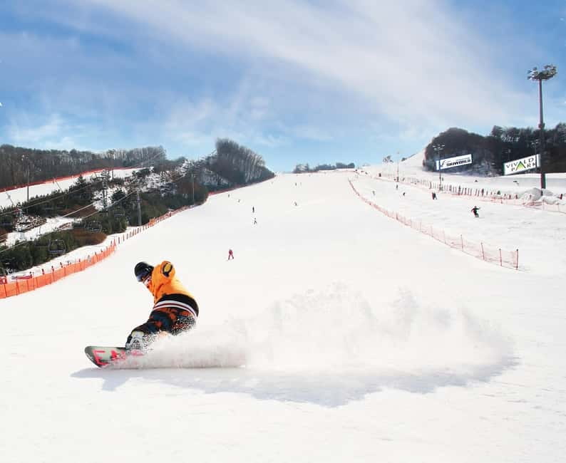 Seoul: Vivaldi Park Winter Ski with Eobi Ice Valley Day Tour - Forty minutes among natural icicles at Eobi Ice Valley